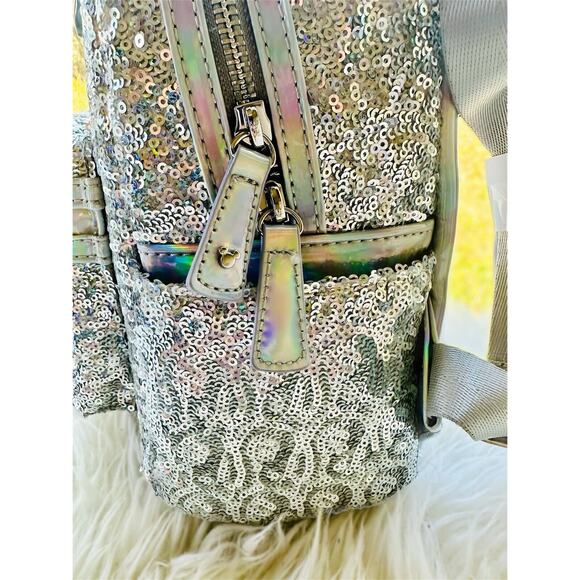 *NEW EXCLUSIVE* Loungefly XLasr Disney Holographic Sequin Minnie Mini Backpack - Picture 11 of 11